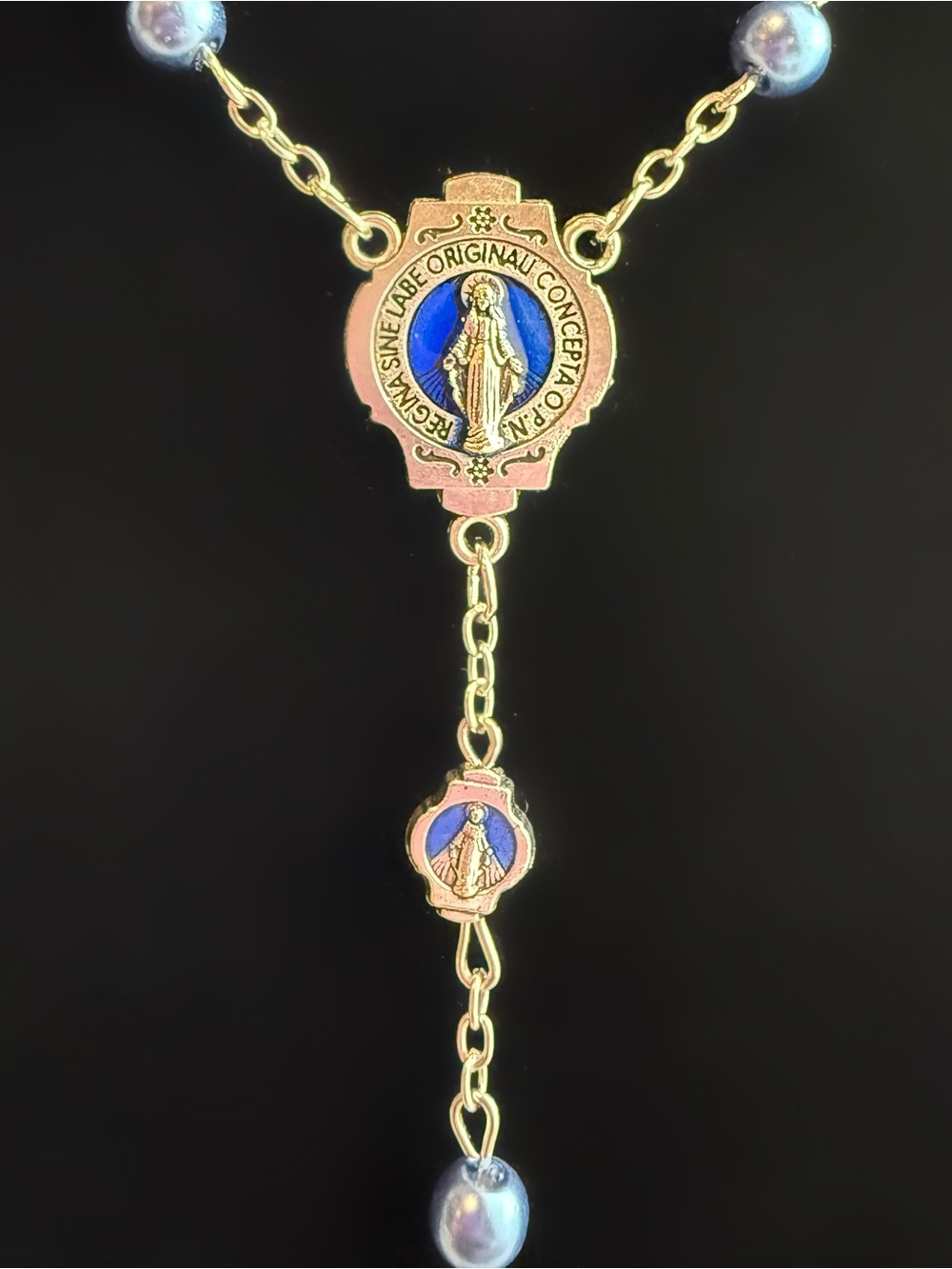 Catholic Virgin Mary Blue Prayer
Rosary - Picture 3 of 4